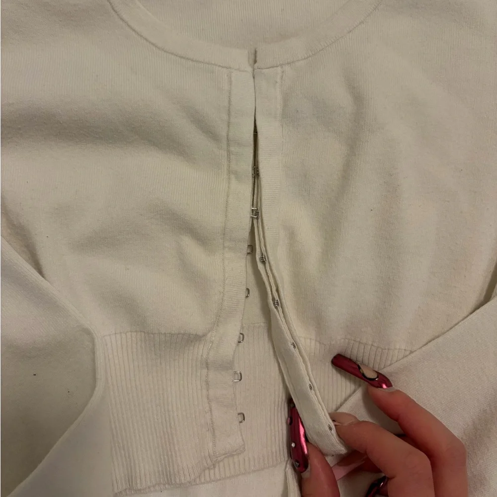 Sunday Best Cream Cropped Cardigan - Picture 4 of 4
